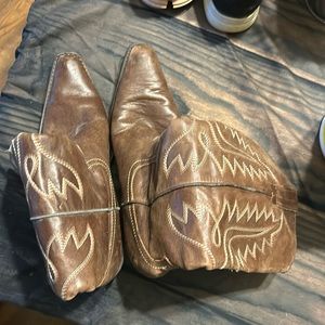 Brown Leather pointed toe Cowgirl Boots 8